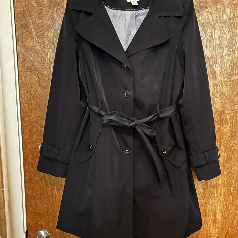Black Trench coat with removable hood